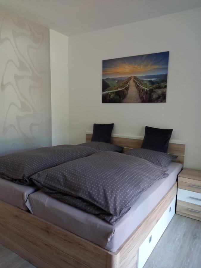 Appartment Hochpaterre Springe Buitenkant foto