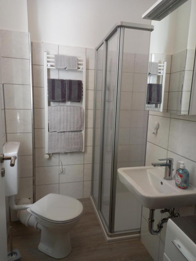 Appartment Hochpaterre Springe Buitenkant foto